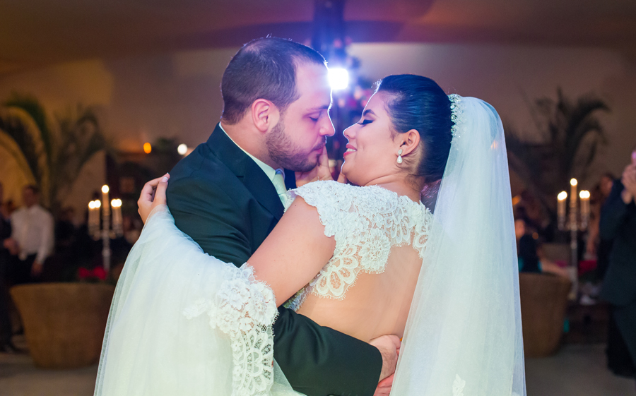 casamento, wedding ,eunapolis bahia , bahia , casar na bahia , casar de branco, lapis de noiva , vestido de noiva , bride , wedding love , love , noiva , noivo  , noiva classica , sapato de noiva , perfume de noiva , vestido branco , casamento em eunapoli