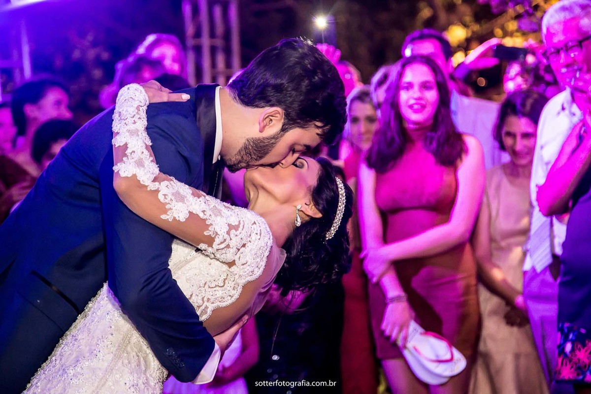 dança dos noivos,noivo em trancoso, casar em trancoso, casamento em trancoso, casamento em arraial dajuda, fotografo em trancoso, fotografo em arraial dajuda, fotografo de casamento em trancoso,