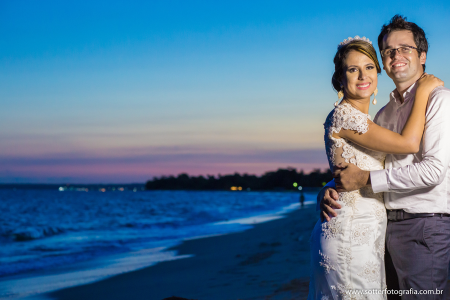 trash the drass, porto seguro, trancoso, arraial dajuda, casamento , casar ,  vestido de noiva , noiva classica , veu de noiva , lapis de noiva, bride , ensaio com cachorro , odhin , noivos ,casar na bahia , fotografo de casamento em trancoso , fotografo 
