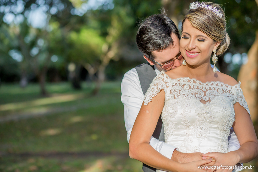 trash the drass, porto seguro, trancoso, arraial dajuda, casamento , casar ,  vestido de noiva , noiva classica , veu de noiva , lapis de noiva, bride , ensaio com cachorro , odhin , noivos ,casar na bahia , fotografo de casamento em trancoso , fotografo 