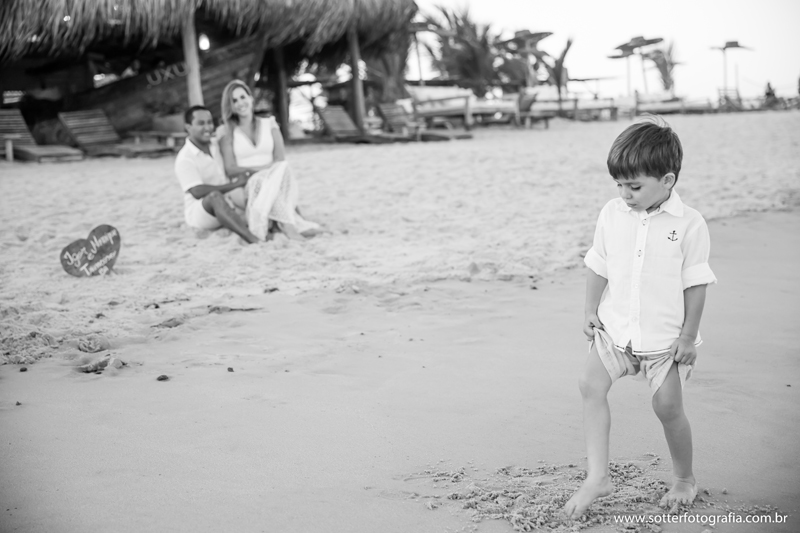 save the date , trancoso-ba , trancoso , fotografo de casamento porto seguro , fotografoa de casamento arraial dajuda , fotografo de casamento trancoso , fotografo de casamento bahia , wedding , vestido de noiva , ensaio fotografico em trancoso, casal em 