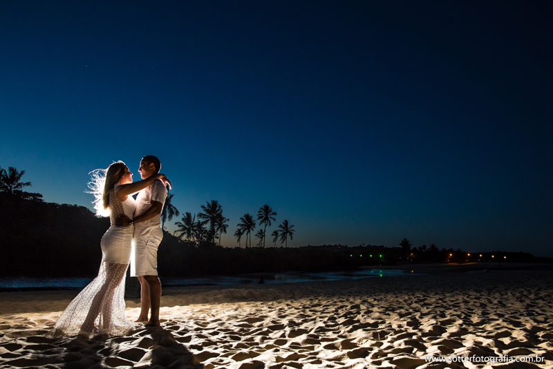 save the date , trancoso-ba , trancoso , fotografo de casamento porto seguro , fotografoa de casamento arraial dajuda , fotografo de casamento trancoso , fotografo de casamento bahia , wedding , vestido de noiva , ensaio fotografico em trancoso, casal em 