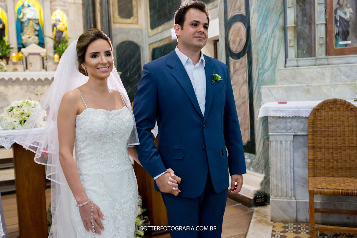 noivos esperando o avô entrar