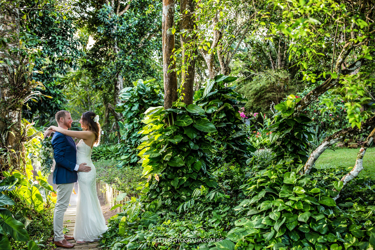 trancoso casamento casa de lia  lugar verde noiva e noivo jardim casa de lia sotter fotografia