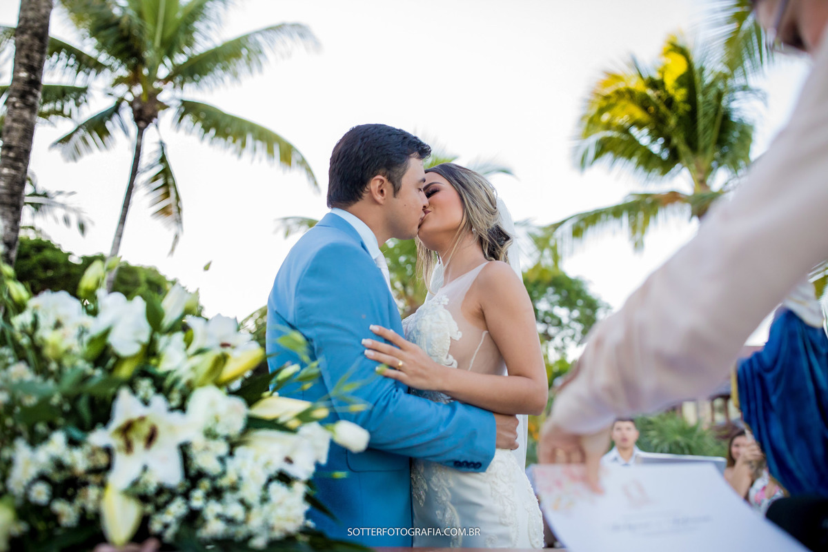 entrada dos noivos na pista de dança animação e muita festa durante o casamento registro da SOTTER FOTOGRAFIA 
