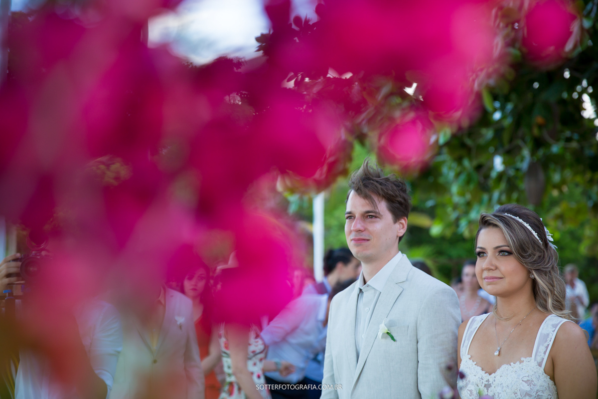 NOIVOS LINDOS EM TRANCOSO SOTTER FOTOGRAFIA REGISTRANDO ESSE MOMENTO TÃO ESPECIAL