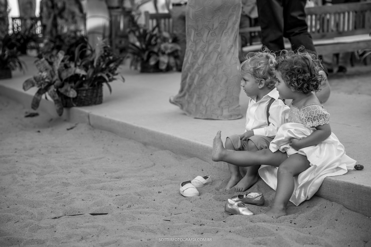 CRIANÇAS LINDAS NO CASAMENTO EM TRANCOSO BAHIA SOTTER FOTOGRAFIA 