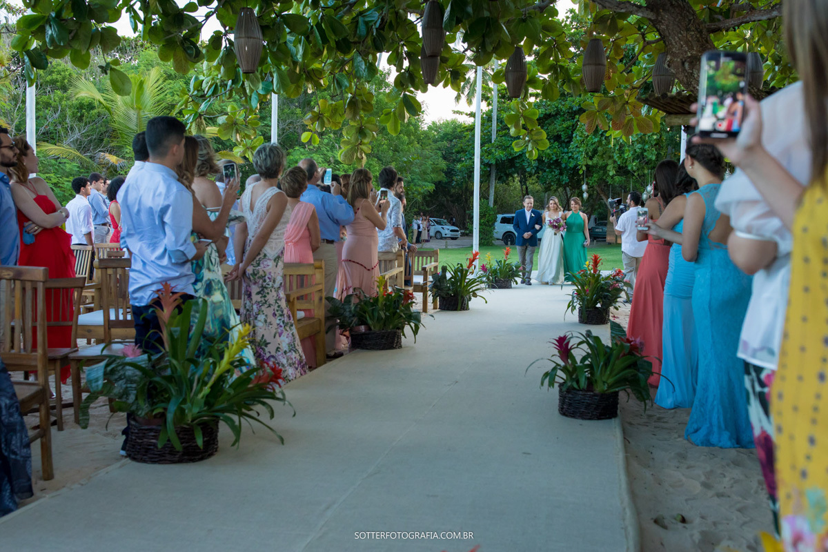 A ENTRADA DA NOIVA EM TRANCOSO SOTTER FOTOGRAFIA