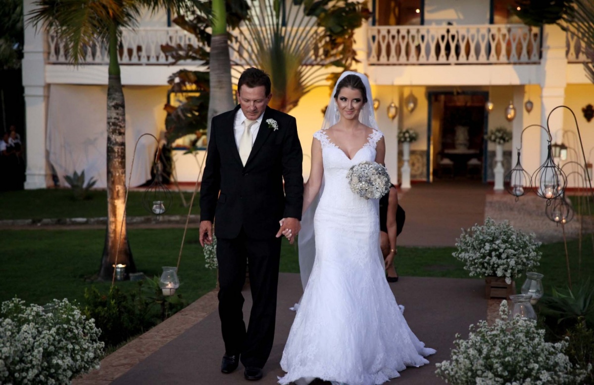 casagrande sao vicente,arraiald ajuda,casamento no arraial,sotter fotografia,fotografos,noiva,vestido de noiva,coroa de flores,dama de honra,pagem,casamento lindo,casamento inesquecivel,cabelo de noiva,penteado de noiva,noiva fashion,noiva no arraial,casa