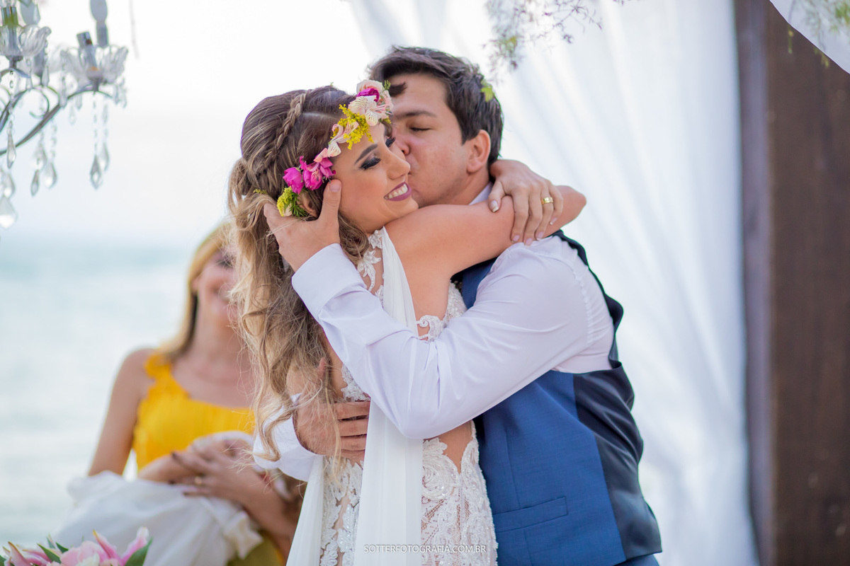 casamento em arraial dajuda noivos felicidade registrada pela sotter fotografia