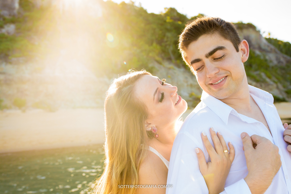 praia do espelho casal maravilhoso e apaixonado.feito pela sotter forografia 