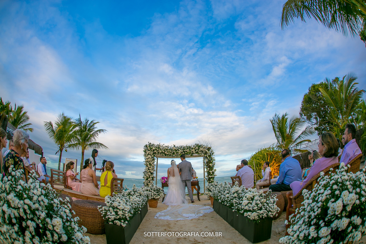 dia de casamento na praia em arraial dajuda sotter fotografia fotografos de casamento 