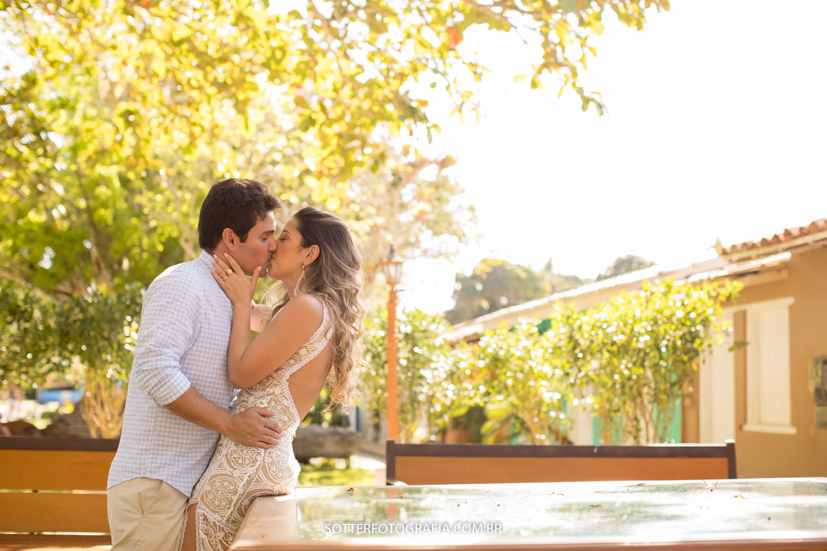 ensaio de save the date realizado em trancoso para o casamento '