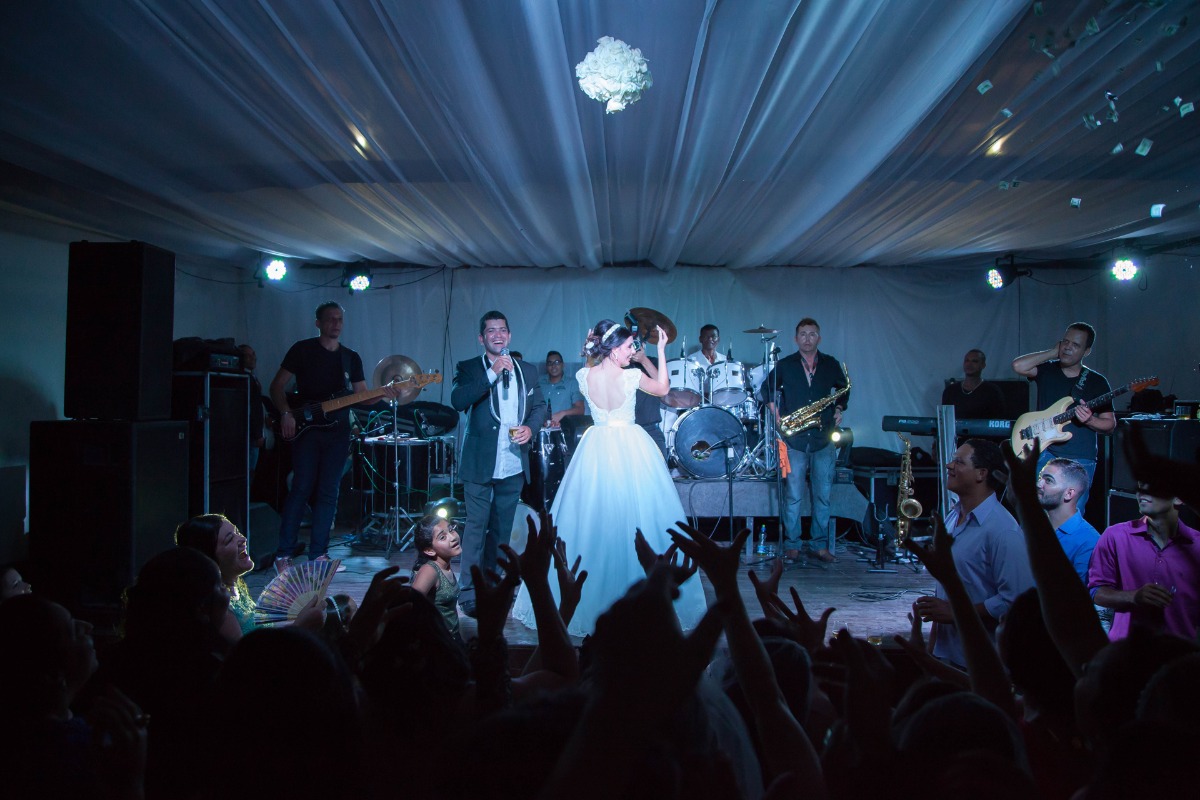 casamento, itabela-ba, wedding, sim no altar, vestido de noiva, brinco de noiva, sapato de noiva, brinco de noiva, terno de noivo, buque de noiva, vestido branco, casando na bahia, casar, sotter fotografia , padrinhos, entrada da noiva, beijos de apaixona