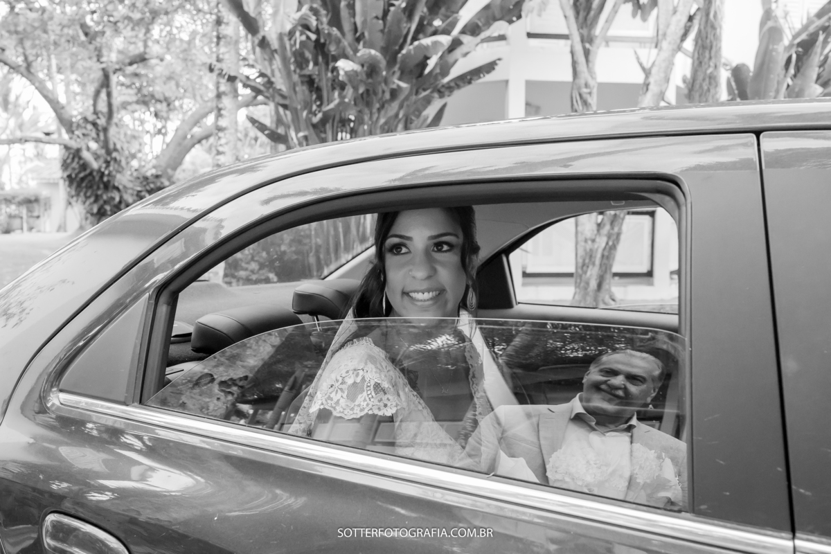 CASAMENTO EM ARRAIAL DAJUDA BAHIA SOTTER FOTOGRAFIA NA PRAIA NOIVA UIKI PARRACHO TRANCOSO BAHIA PATRICIA GALVAO