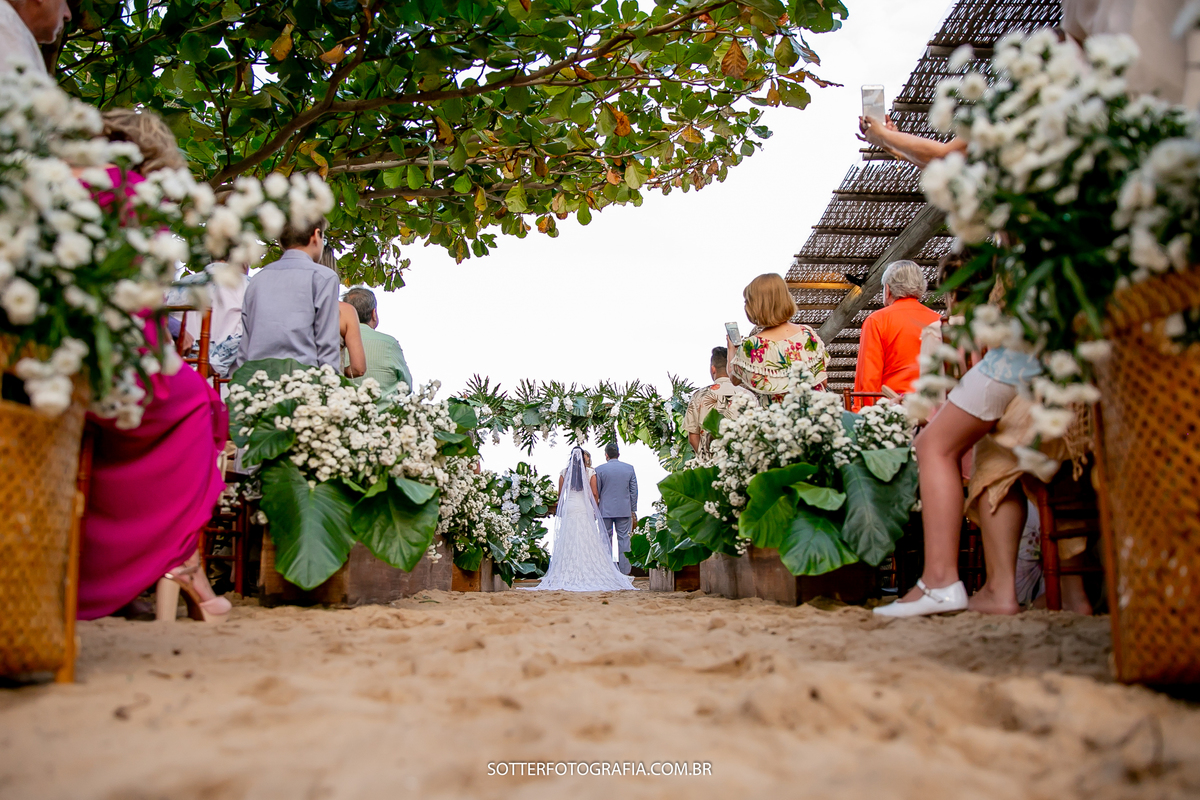 CASAMENTO EM ARRAIAL DAJUDA BAHIA SOTTER FOTOGRAFIA NA PRAIA NOIVA UIKI PARRACHO TRANCOSO BAHIA 