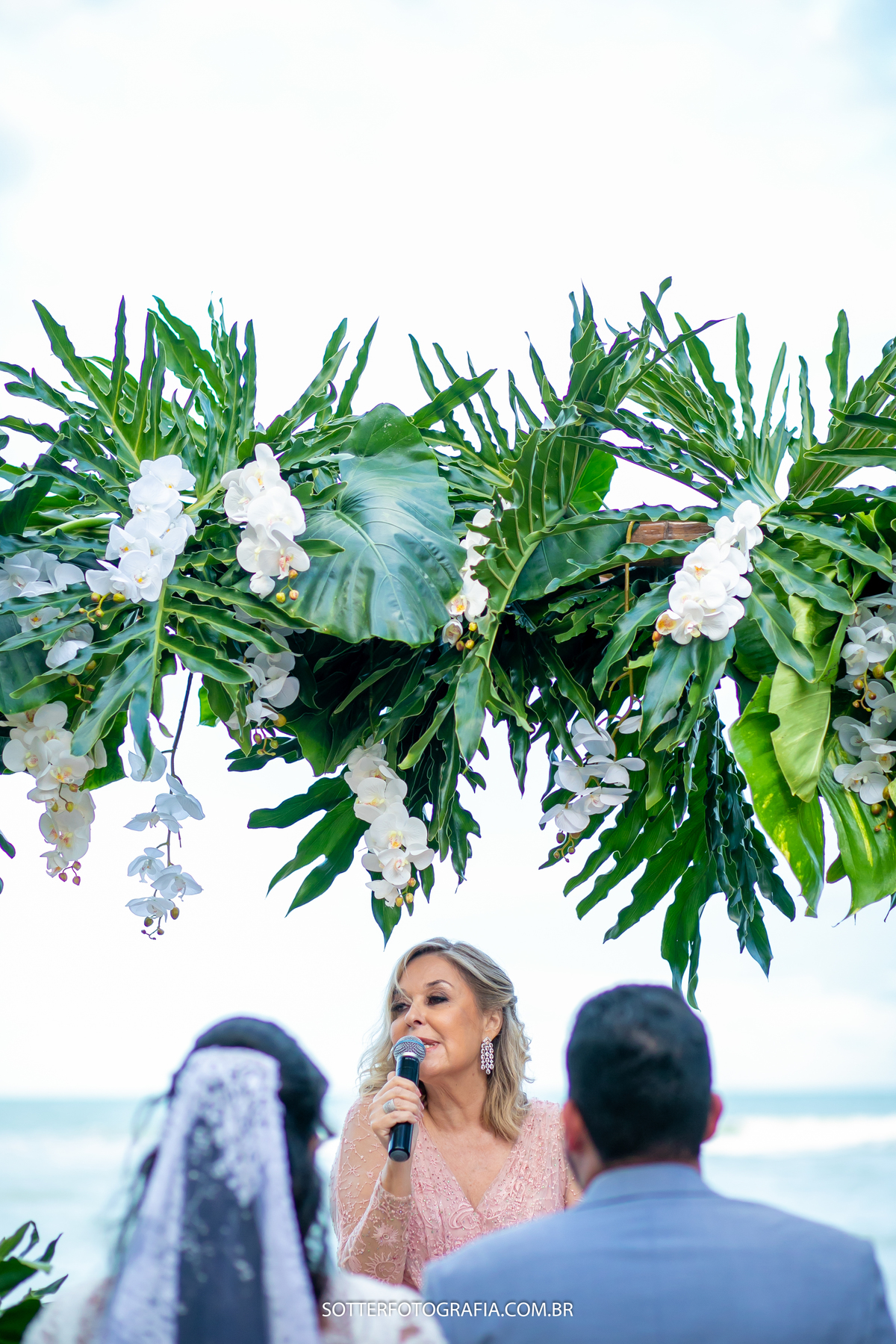 CASAMENTO EM ARRAIAL DAJUDA BAHIA SOTTER FOTOGRAFIA NA PRAIA NOIVA UIKI PARRACHO TRANCOSO BAHIA 