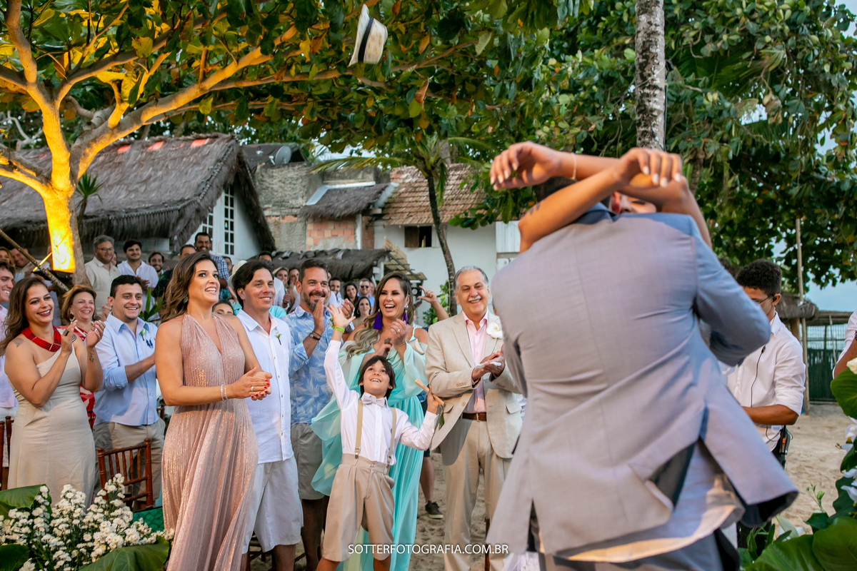 CASAMENTO EM ARRAIAL DAJUDA BAHIA SOTTER FOTOGRAFIA NA PRAIA NOIVA UIKI PARRACHO TRANCOSO BAHIA 