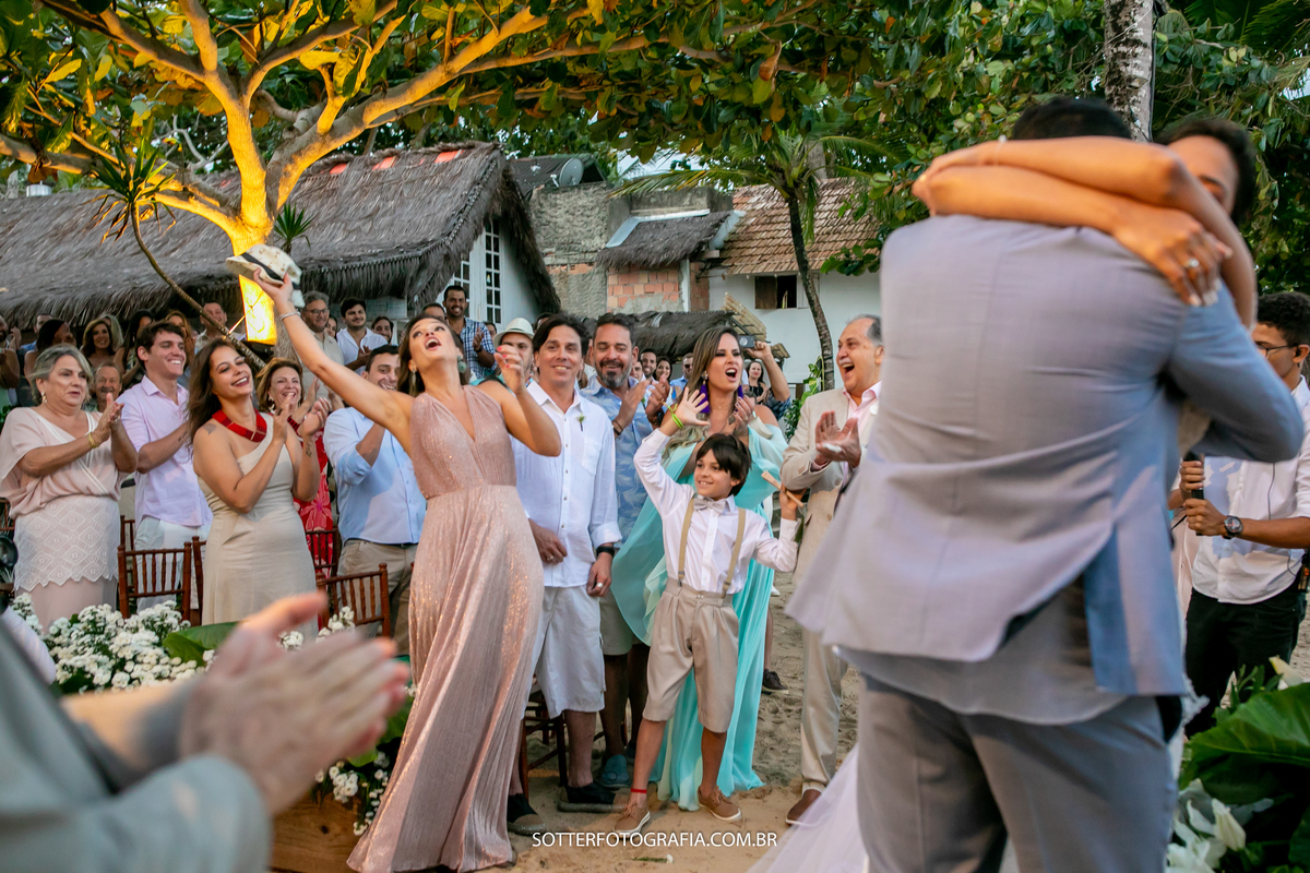 CASAMENTO EM ARRAIAL DAJUDA BAHIA SOTTER FOTOGRAFIA NA PRAIA NOIVA UIKI PARRACHO TRANCOSO BAHIA 