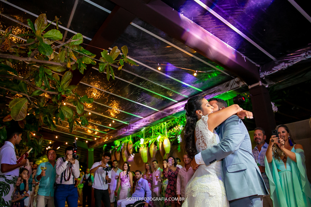 CASAMENTO EM ARRAIAL DAJUDA BAHIA SOTTER FOTOGRAFIA NA PRAIA NOIVA UIKI PARRACHO TRANCOSO BAHIA 