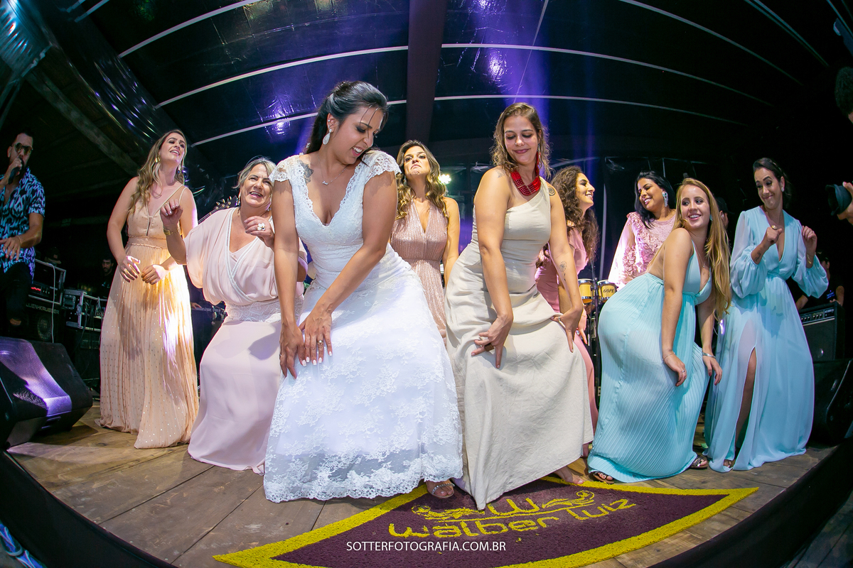 CASAMENTO EM ARRAIAL DAJUDA BAHIA SOTTER FOTOGRAFIA NA PRAIA NOIVA UIKI PARRACHO TRANCOSO BAHIA 