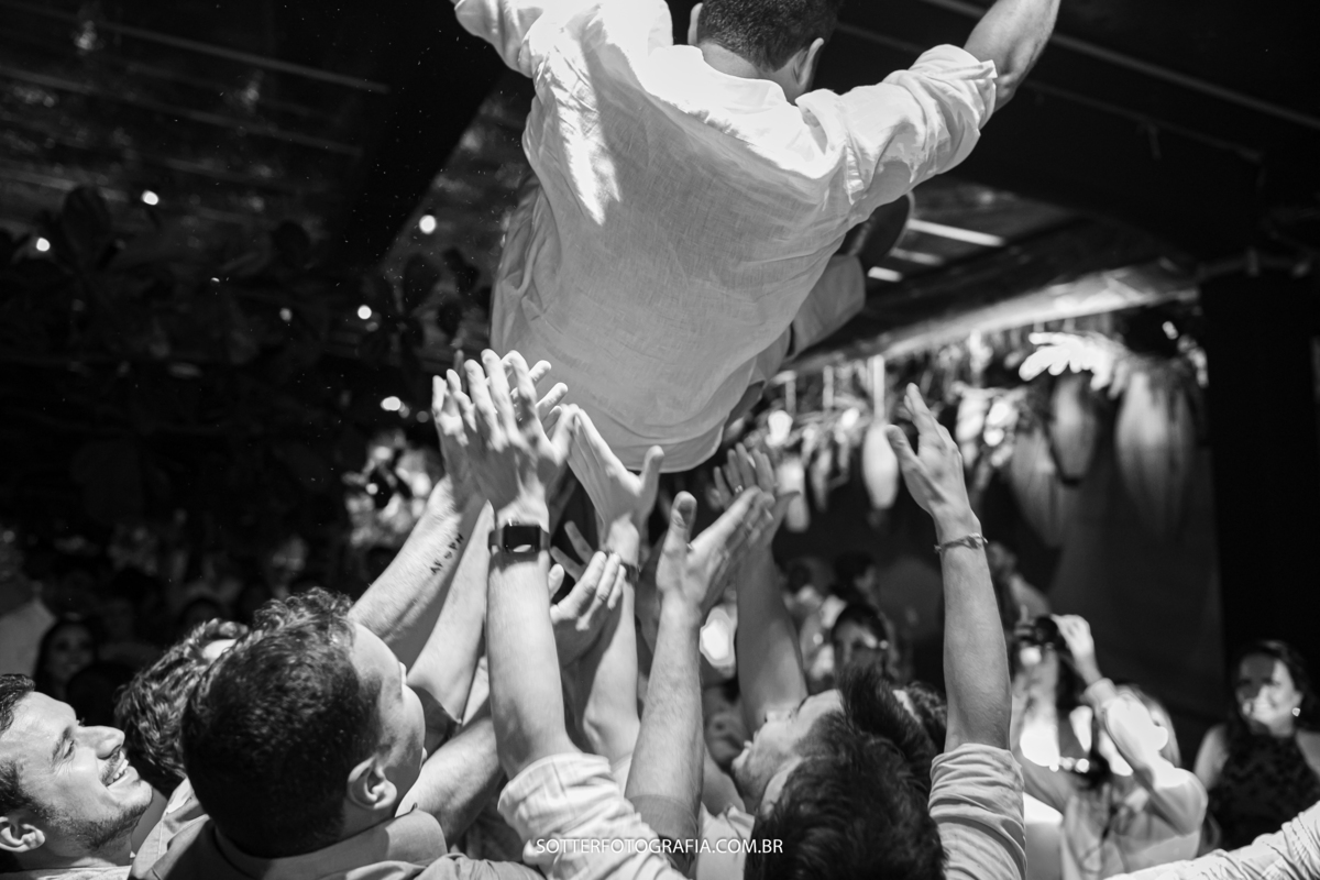 CASAMENTO EM ARRAIAL DAJUDA BAHIA SOTTER FOTOGRAFIA NA PRAIA NOIVA UIKI PARRACHO TRANCOSO BAHIA 