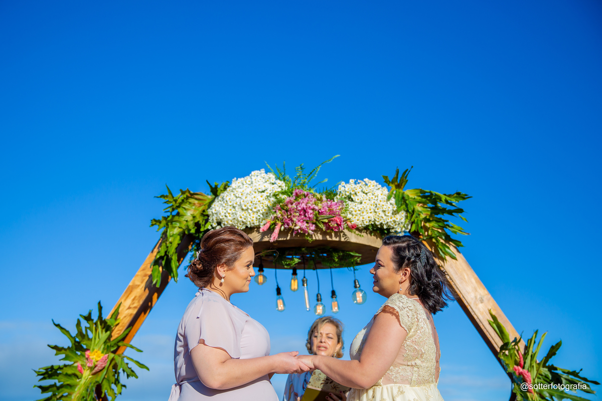 casamento lesbico meninas casando elopemente wedding sotter fotografia fotografos de casamento trancoso arraial dajuda 