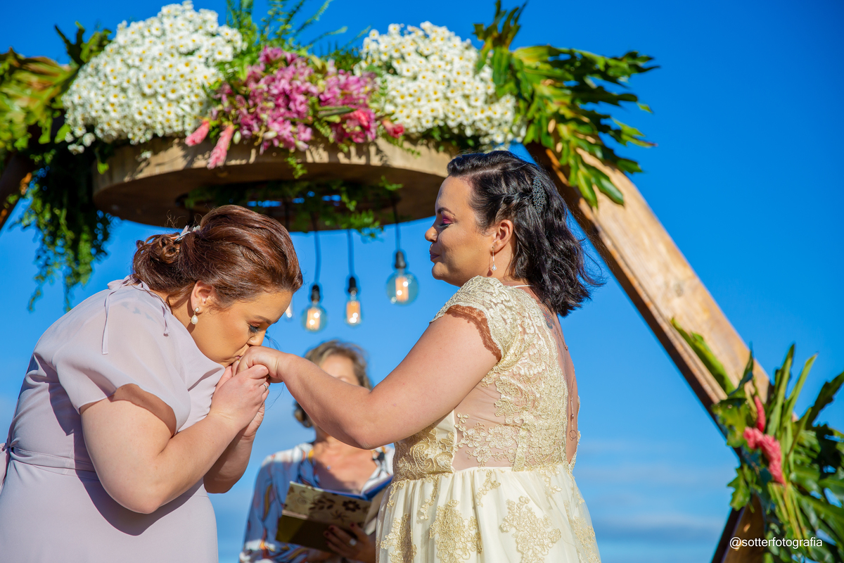 casamento lesbico meninas casando elopemente wedding sotter fotografia fotografos de casamento trancoso arraial dajuda 