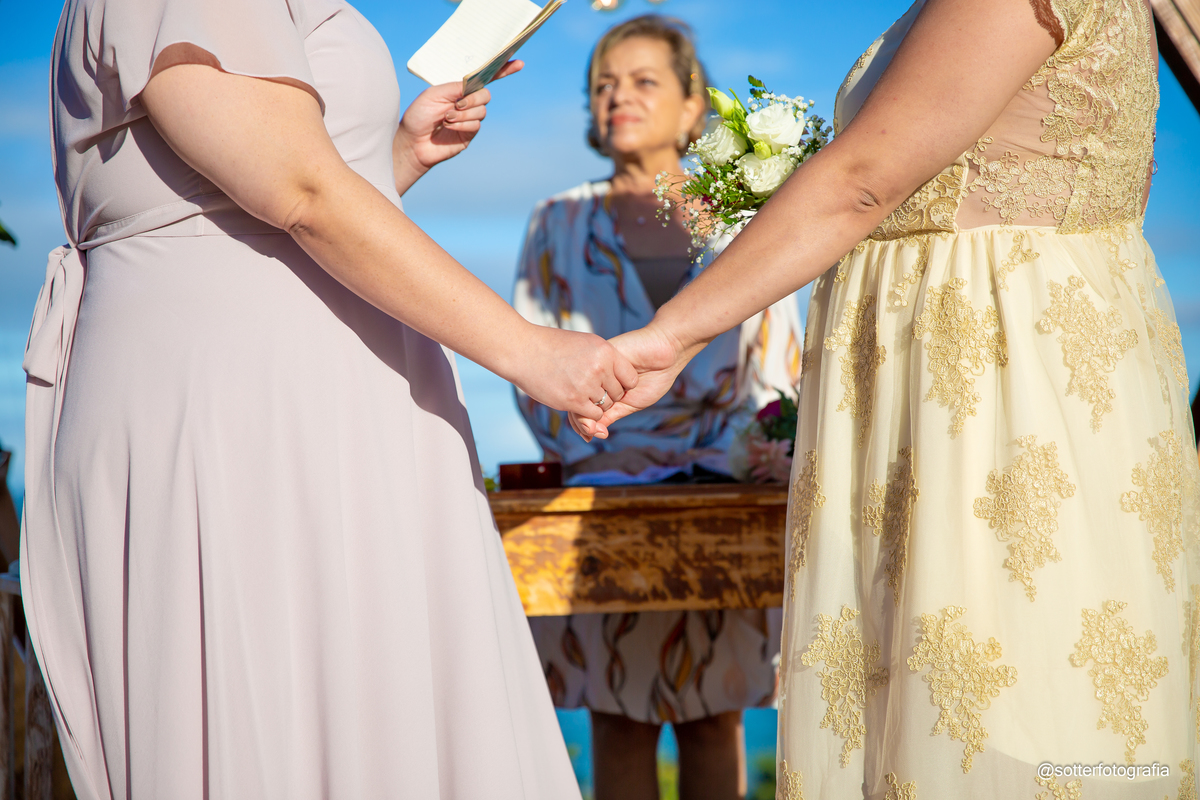 casamento lesbico meninas casando elopemente wedding sotter fotografia fotografos de casamento trancoso arraial dajuda 