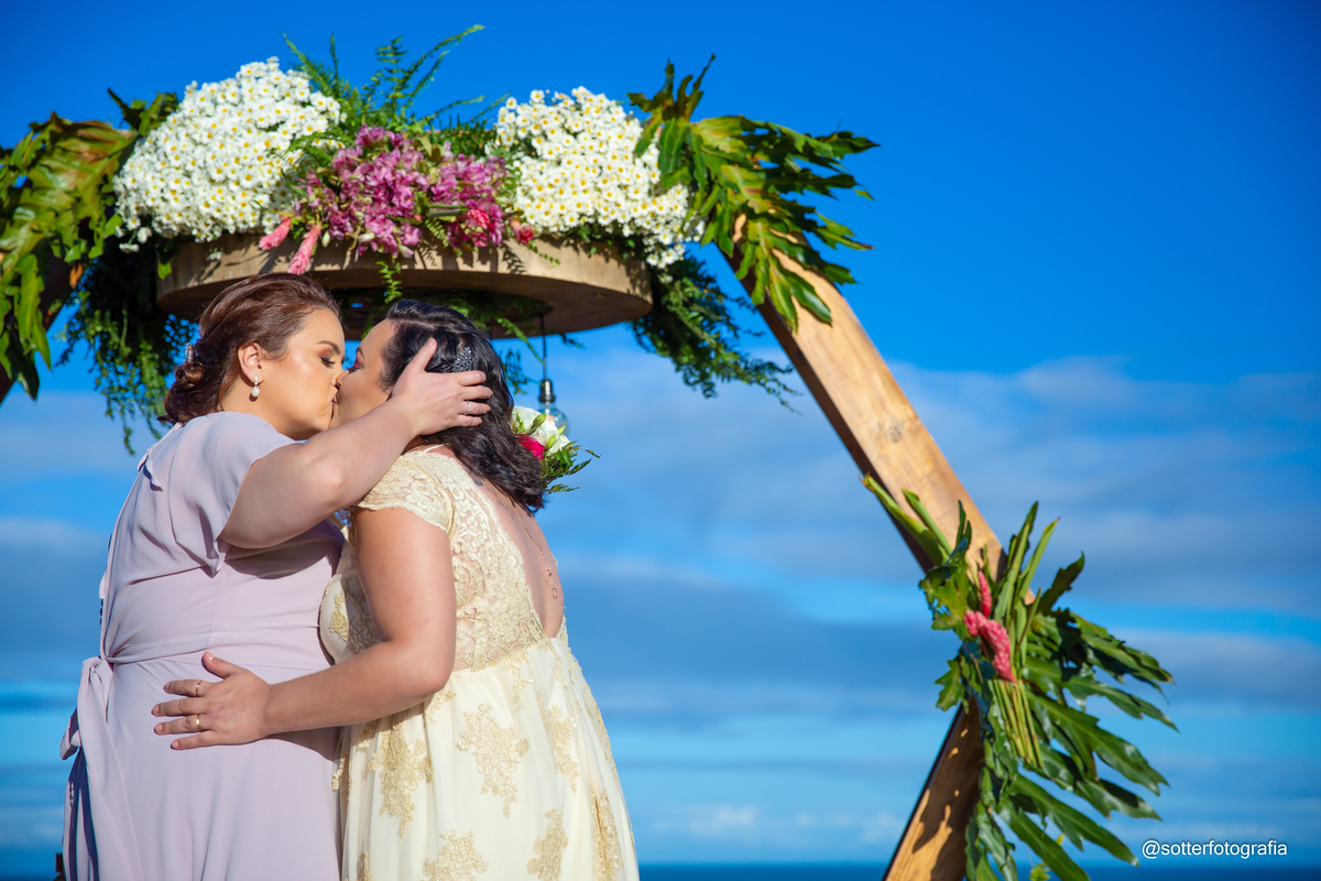 casamento lesbico meninas casando elopemente wedding sotter fotografia fotografos de casamento trancoso arraial dajuda 