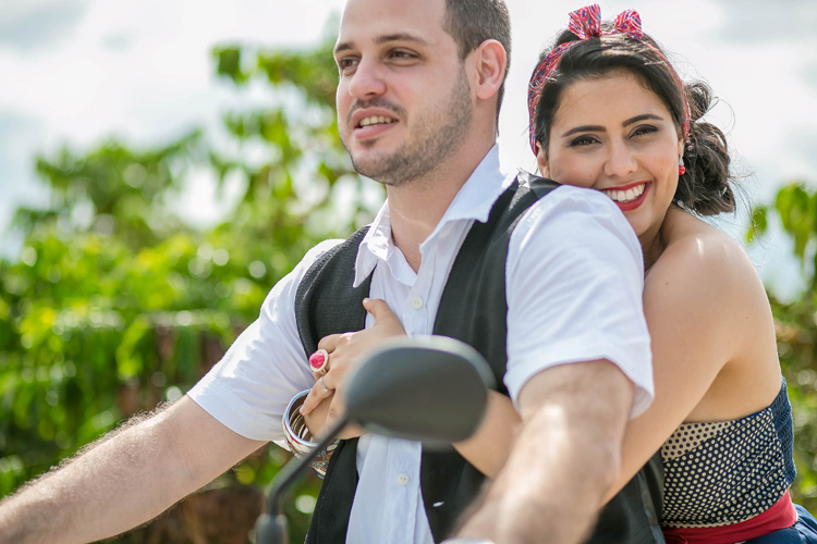 save the date , anos 60 , anos 80, anos 90, diversão , fazenda, campo, love , amor, wedding, pre weding, Eunapolis , bahia, fotografo de casamento eunapolis, fotografo de casamento trancoso, fotografo de casamento arraial dajuda, fotografo de casam