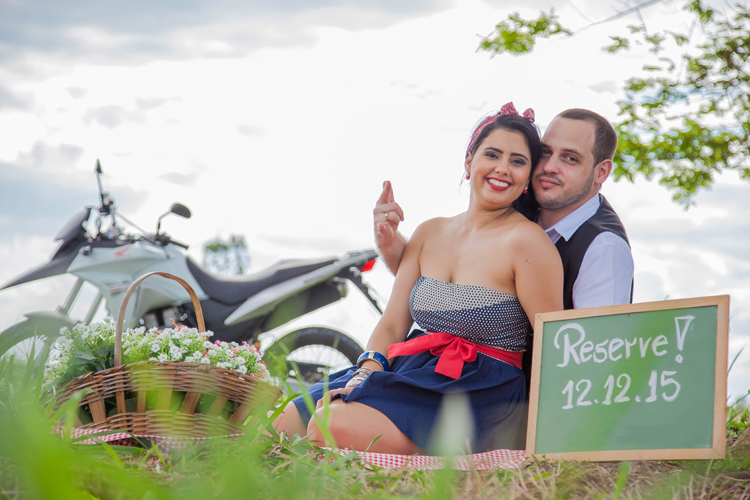 save the date , anos 60 , anos 80, anos 90, diversão , fazenda, campo, love , amor, wedding, pre weding, Eunapolis , bahia, fotografo de casamento eunapolis, fotografo de casamento trancoso, fotografo de casamento arraial dajuda, fotografo de casam
