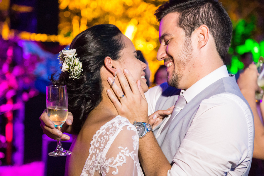 arraial d´ajuda, casar na bahia, casar em arraial d´ajuda, vestido de noiva, véu de noiva, igreja do arraial, decoração , decorações ,  , vestido de noiva, véu de noiva, , , delicadeza, noiva delicada,