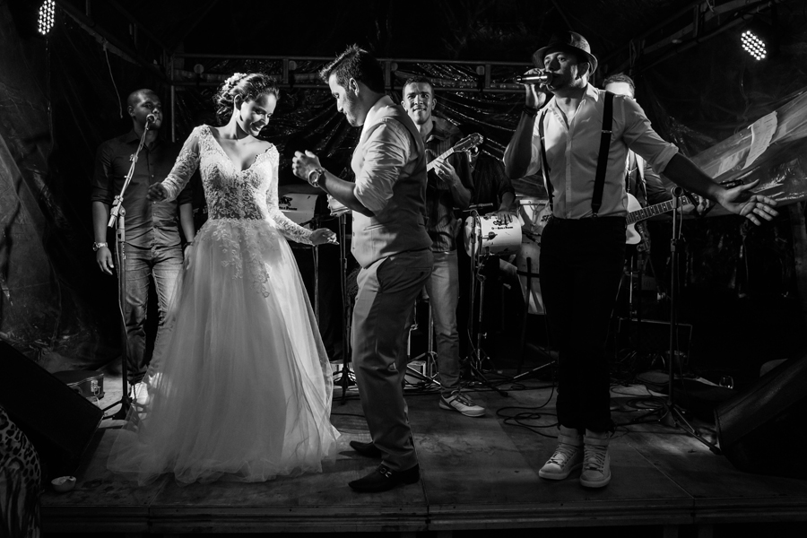 arraial d´ajuda, casar na bahia, casar em arraial d´ajuda, vestido de noiva, véu de noiva, igreja do arraial, decoração , decorações ,  , vestido de noiva, véu de noiva, , , delicadeza, noiva delicada,