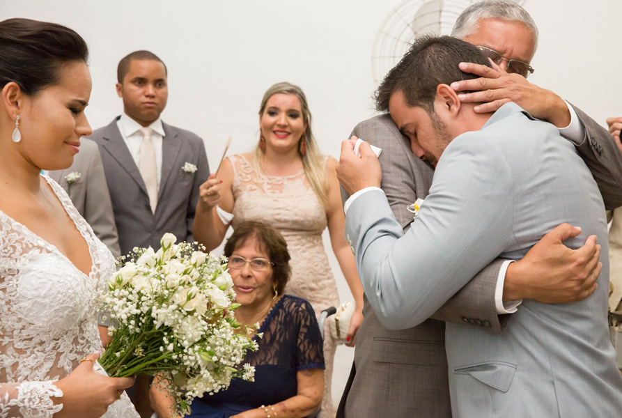 arraial d´ajuda, casar na bahia, casar em arraial d´ajuda, vestido de noiva, véu de noiva, igreja do arraial, decoração , decorações ,  , vestido de noiva, véu de noiva, , , delicadeza, noiva delicada,