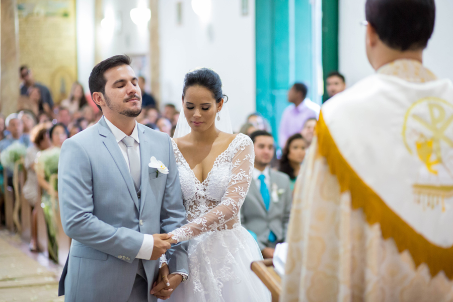 arraial d´ajuda, casar na bahia, casar em arraial d´ajuda, vestido de noiva, véu de noiva, igreja do arraial, decoração , decorações ,  , vestido de noiva, véu de noiva, , , delicadeza, noiva delicada,