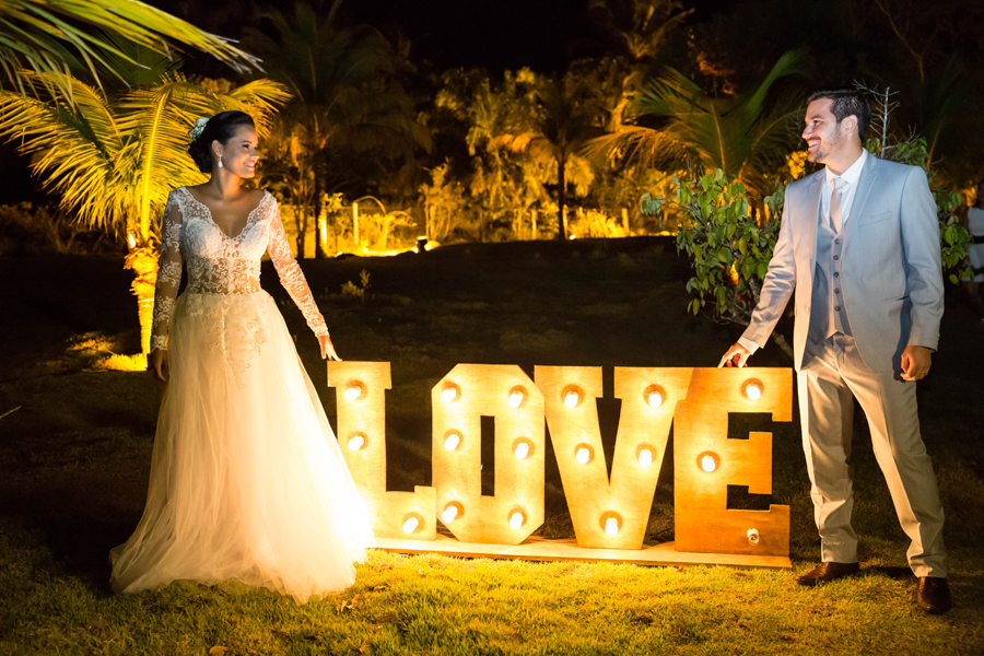 arraial d´ajuda, casar na bahia, casar em arraial d´ajuda, vestido de noiva, véu de noiva, igreja do arraial, decoração , decorações ,  , vestido de noiva, véu de noiva, , , delicadeza, noiva delicada,