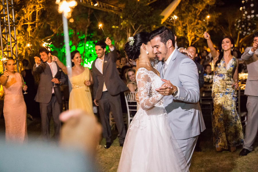 arraial d´ajuda, casar na bahia, casar em arraial d´ajuda, vestido de noiva, véu de noiva, igreja do arraial, decoração , decorações ,  , vestido de noiva, véu de noiva, , , delicadeza, noiva delicada,