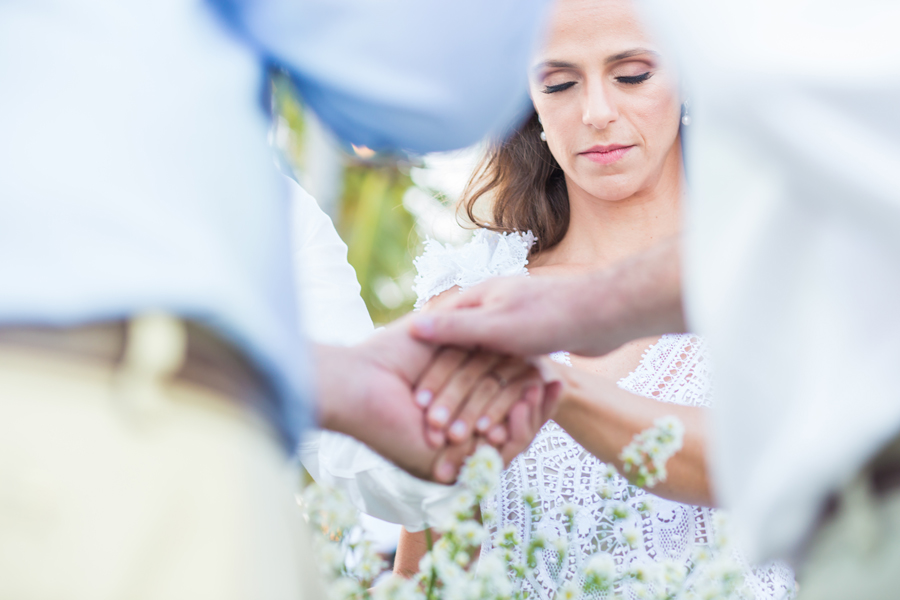 arraial d´ajuda, casar na bahia, casar em arraial d´ajuda, vestido de noiva, decoração , decorações ,  , vestido de noiva,  , delicadeza, noiva delicada, vestido branco , casando a tarde, bolo de noiva, bolo arraial