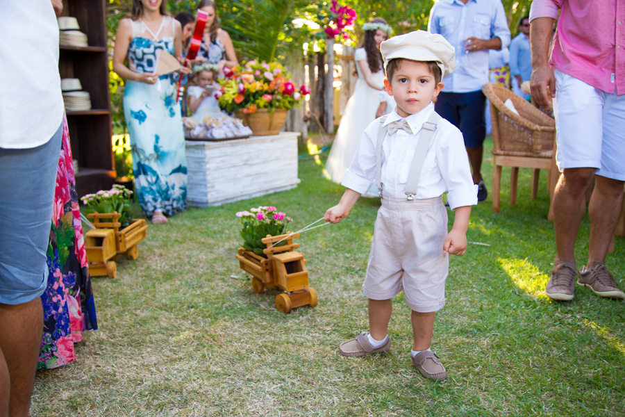 arraial d´ajuda, casar na bahia, casar em arraial d´ajuda, vestido de noiva, decoração , decorações ,  , vestido de noiva,  , delicadeza, noiva delicada, vestido branco , casando a tarde, bolo de noiva, bolo arraial