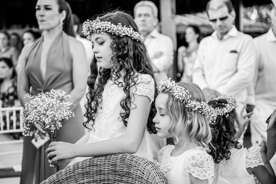 arraial d´ajuda, casar na bahia, casar em arraial d´ajuda, vestido de noiva, decoração , decorações ,  , vestido de noiva,  , delicadeza, noiva delicada, vestido branco , casando a tarde, bolo de noiva, bolo arraial