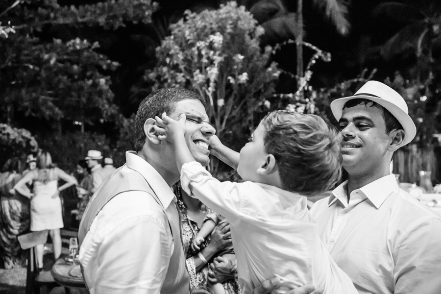 arraial d´ajuda, casar na bahia, casar em arraial d´ajuda, vestido de noiva, decoração , decorações ,  , vestido de noiva,  , delicadeza, noiva delicada, vestido branco , casando a tarde, bolo de noiva, bolo arraial