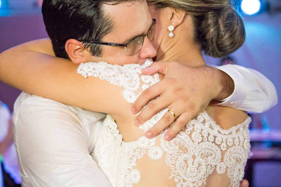 porto seguro casar na bahia, casar em Porto Seguro, vestido de noiva, noiva clássica , decoração , decorações ,  , vestido de noiva,  , delicadeza, noiva delicada, vestido branco , casando a tarde, bolo de noiva  , sotte