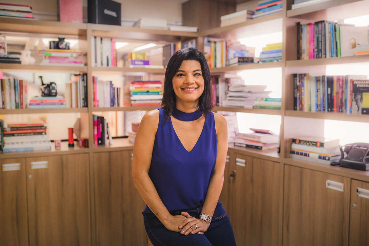 Chris - Professora EBAM