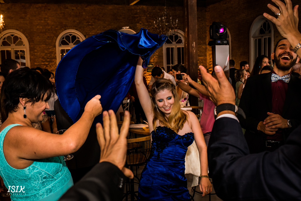 convidados animados no casamento juiz de fora