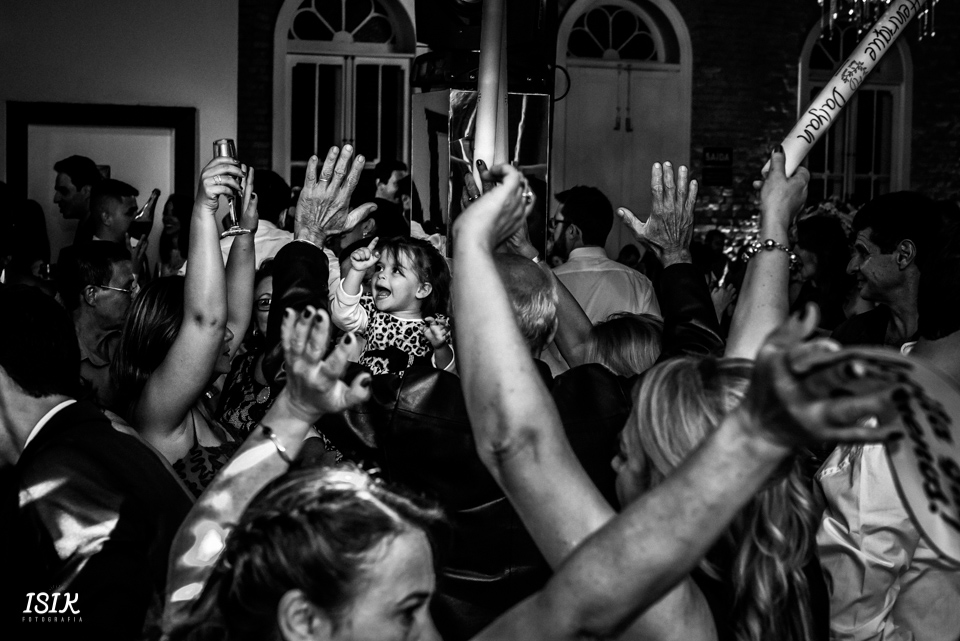 crianças na festa de casamento