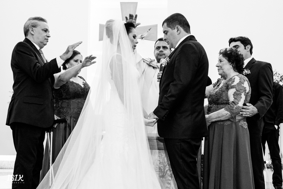pais dos noivos no altar casamento juiz de fora