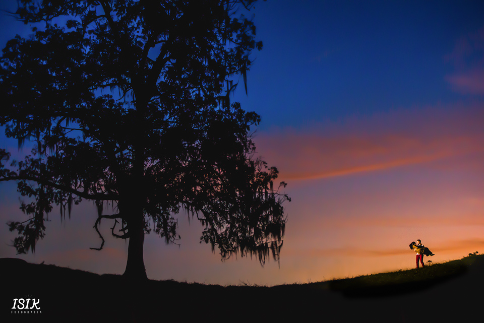 pôr do sol ensaio pré-casamento juiz de fora