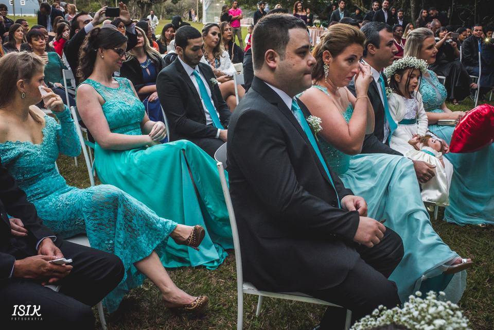 madrinhas emocionadas durante o casamento