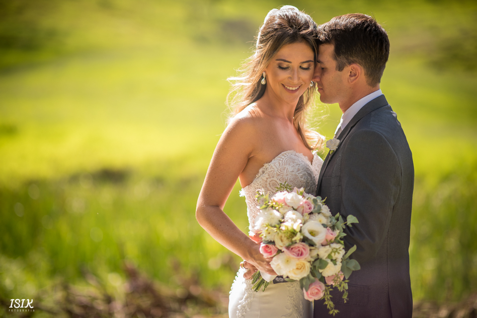 fotografia de casamento casamento de dia e no sítio 